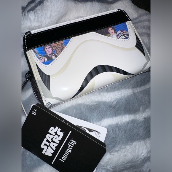Loungefly Licensed Disney Star Wars Stormtrooper Lenticular Zip-Around Wallet - Picture 1 of 10